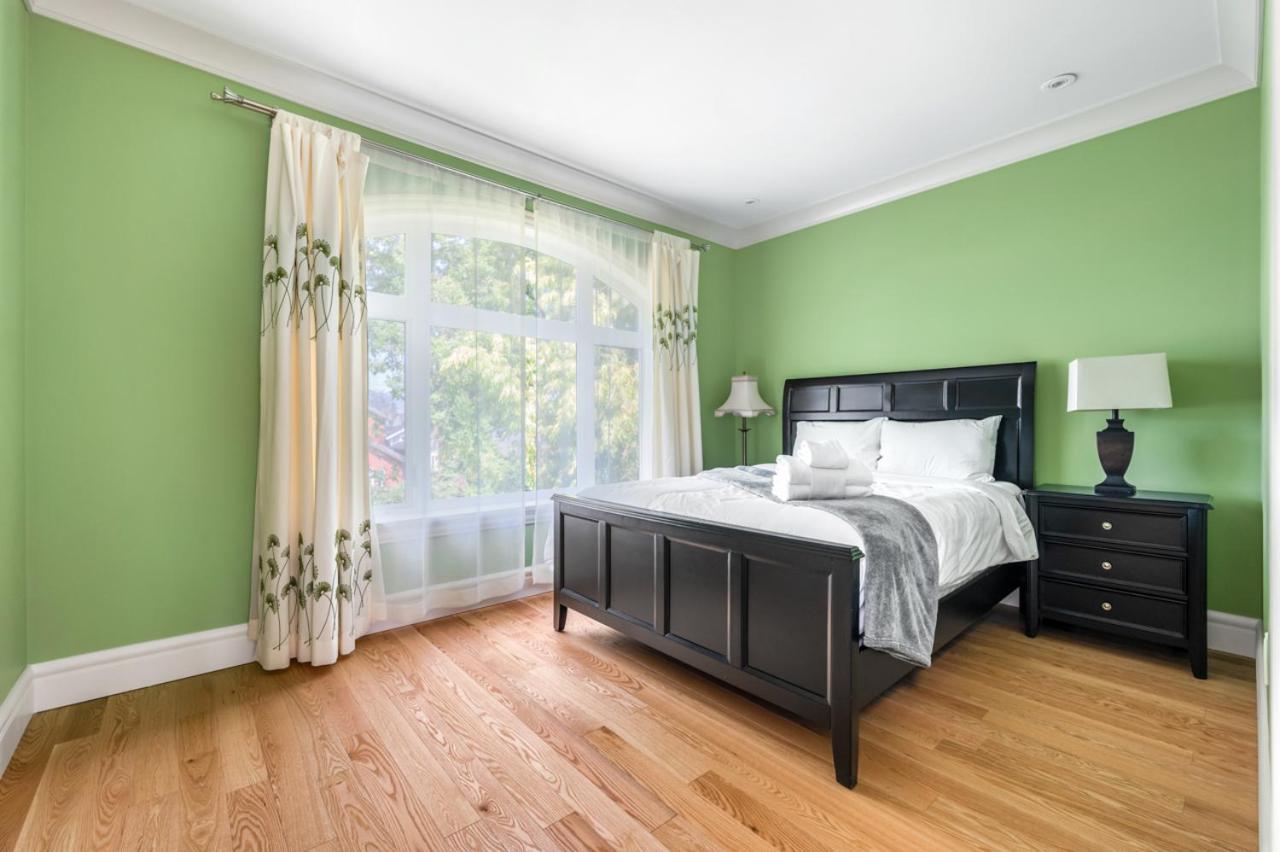 Vancouver Haven: Luxurious Private Bedroom Near Attractions Zewnętrze zdjęcie