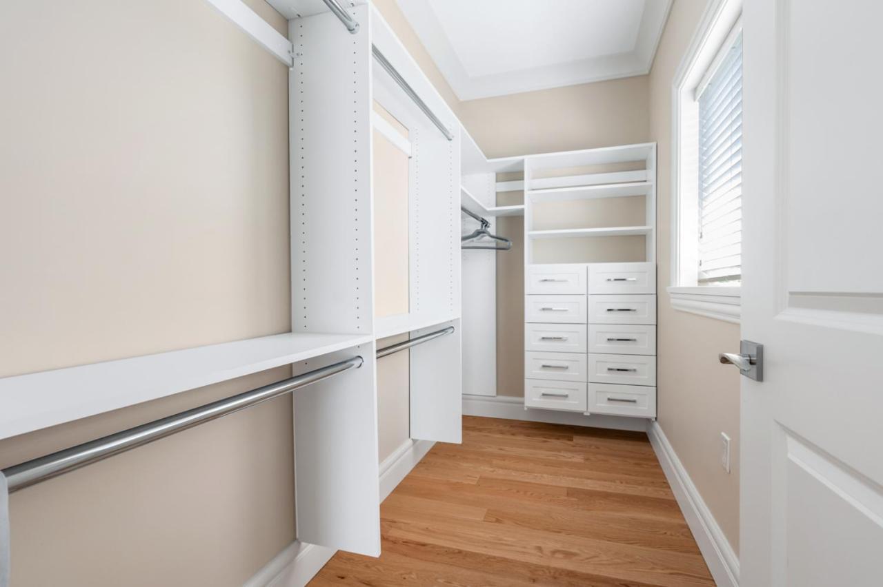 Vancouver Haven: Luxurious Private Bedroom Near Attractions Zewnętrze zdjęcie